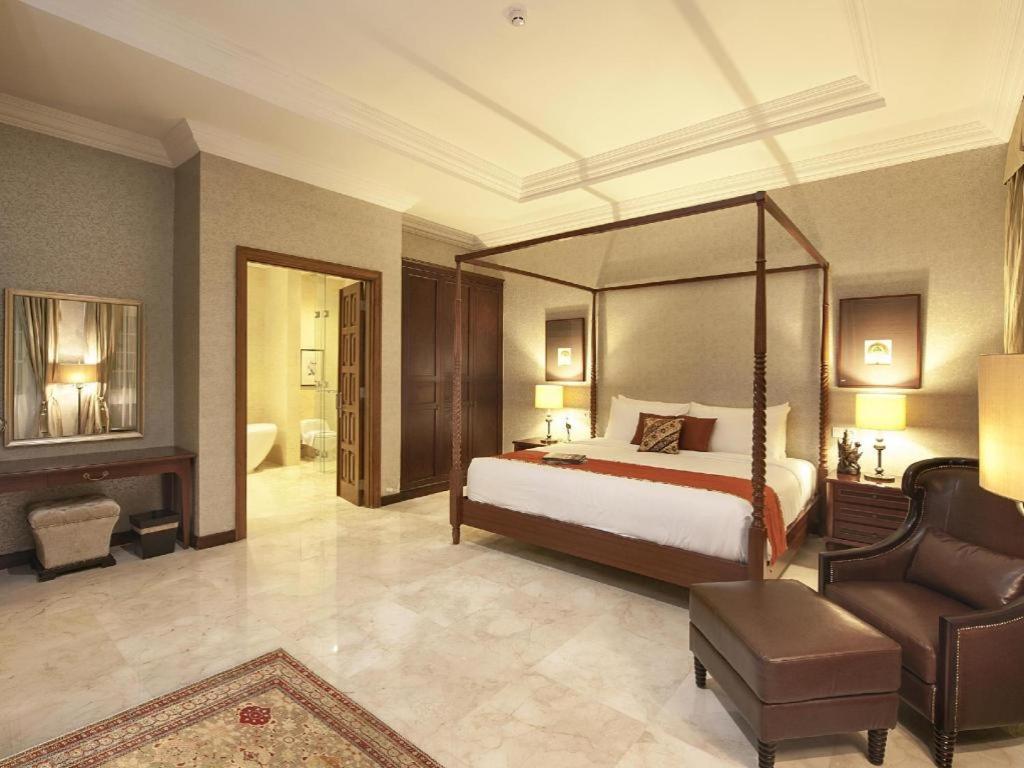 Ammi Cepu Hotel Екстериор снимка
