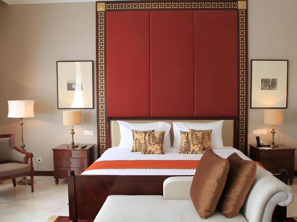 Ammi Cepu Hotel Екстериор снимка